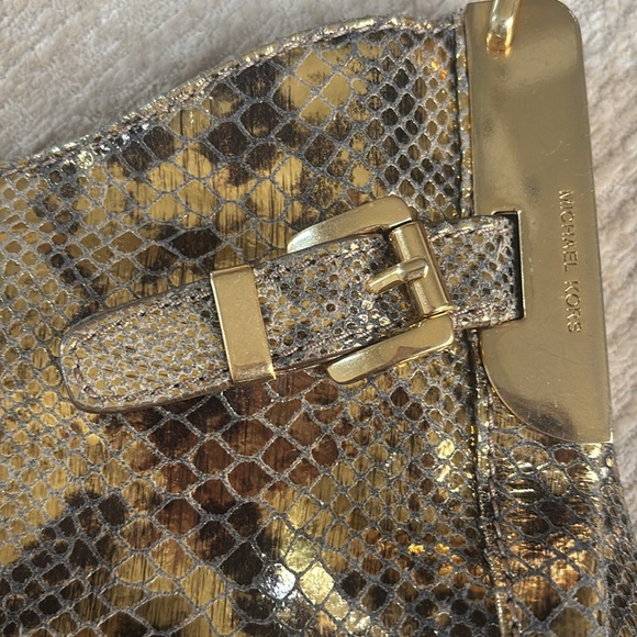 MICHAEL Michael Kors Metallic Gold Handbag - Picture 3 of 5